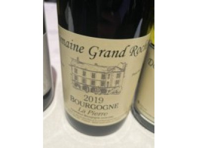 Domaine Grand Roche Bourgogne domaine grand roche rouge 2019 la pierre